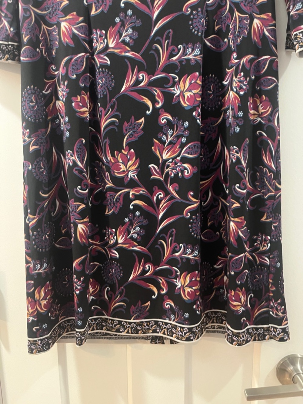 Maggy London Size 4 Dress Paisley long sleeve EUC - Picture 14 of 16